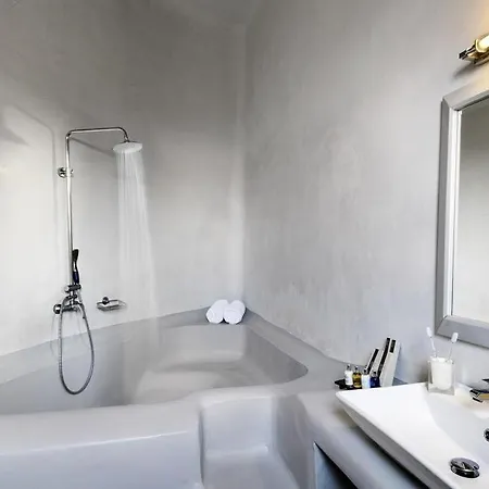 Hotel Grand Ambassador Santorini (adults Only) 5*
