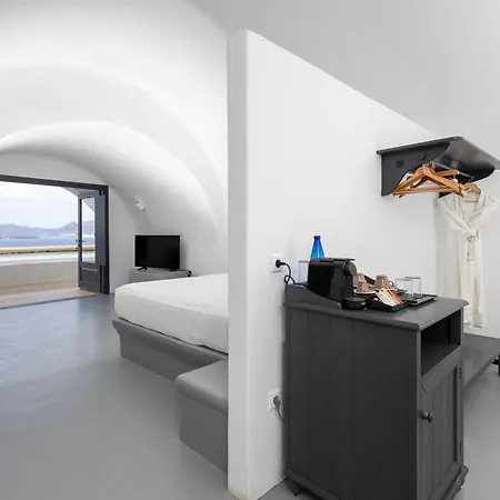 Grand Ambassador Santorini (adults Only) 5* Akrotírion