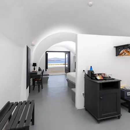 Grand Ambassador Santorini (adults Only) Hotel