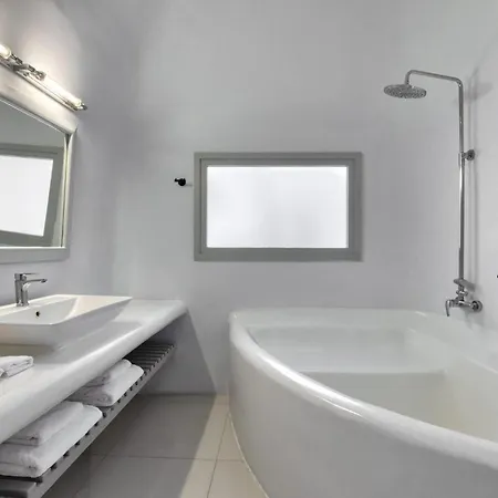 Grand Ambassador Santorini (adults Only) 5* Akrotírion