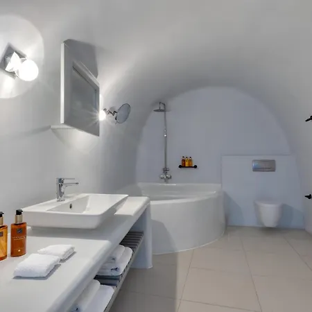 Grand Ambassador Santorini (adults Only) 5* Akrotírion