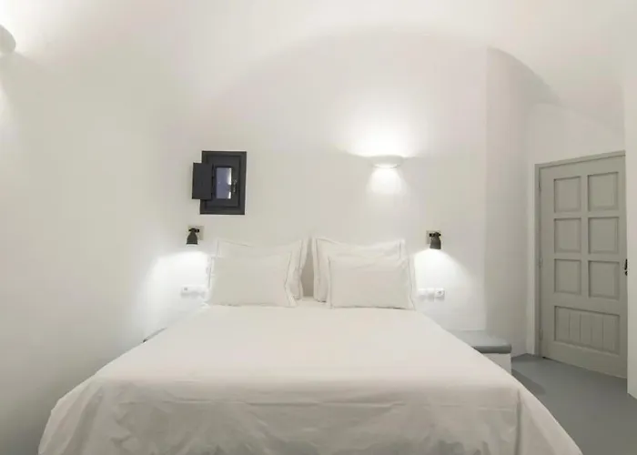 Grand Ambassador Santorini (adults Only) Otel Akrotírion