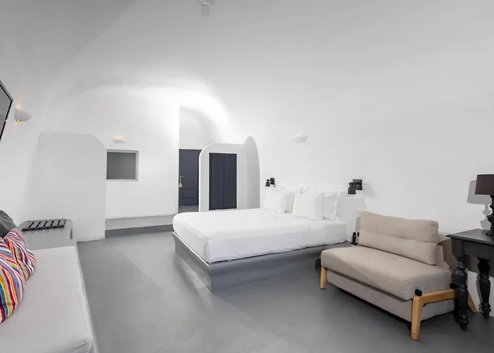 Grand Ambassador Santorini (adults Only) Otel Akrotírion