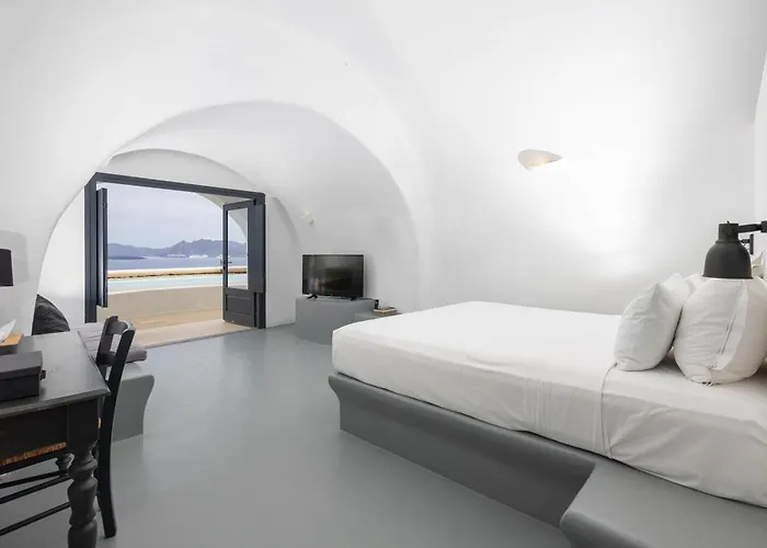 Grand Ambassador Santorini (adults Only) Akrotírion