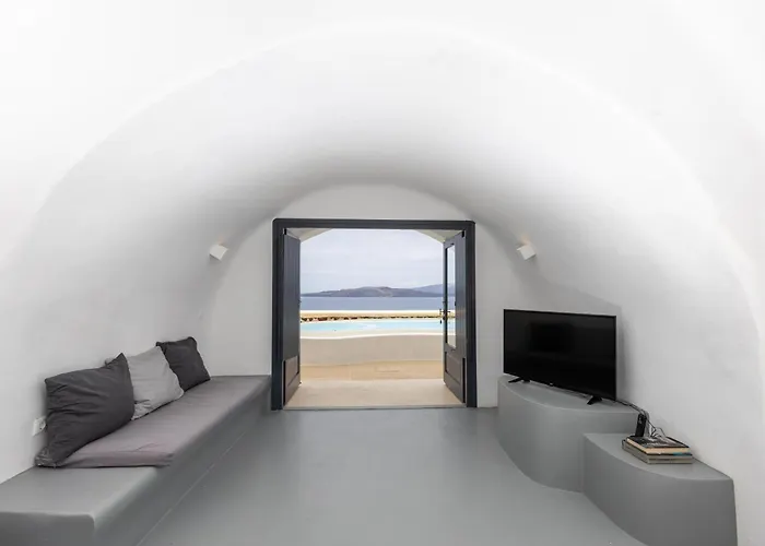 Grand Ambassador Santorini (adults Only) Otel 5*