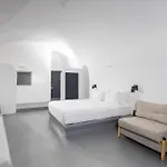 Grand Ambassador Santorini (adults Only) Hotel Akrotírion