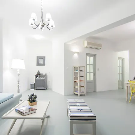 Отель Grand Ambassador Santorini (adults Only)
