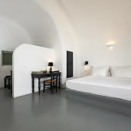 Grand Ambassador Santorini (adults Only) Hotel Akrotírion