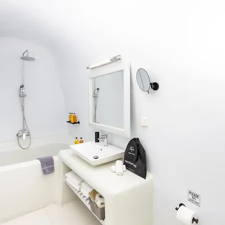 Hotel Grand Ambassador Santorini (adults Only) 5*