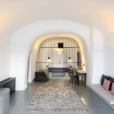 ホテル Grand Ambassador Santorini (adults Only) 5*