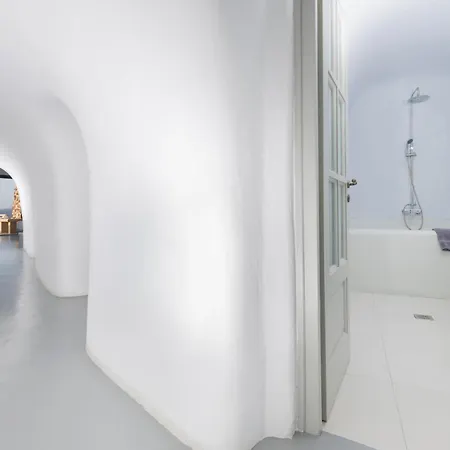 ホテル Grand Ambassador Santorini (adults Only) 5*