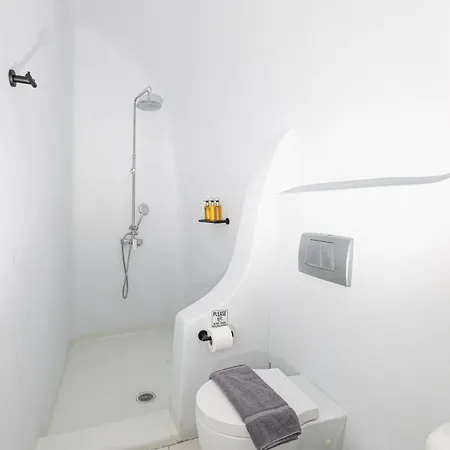 Grand Ambassador Santorini (adults Only) 5* Akrotírion