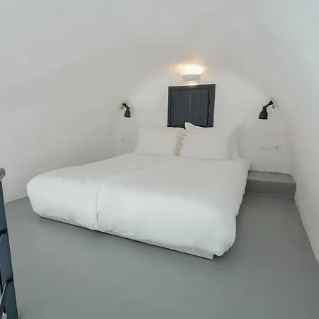 Grand Ambassador Santorini (adults Only) ホテル